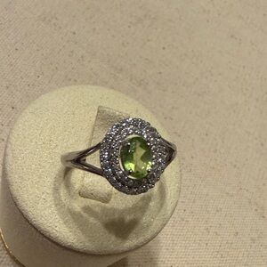 ROYAL PERIDOT CUBIC ZIRCONIA STERLING SILVER WOMEN RING SIZE 10